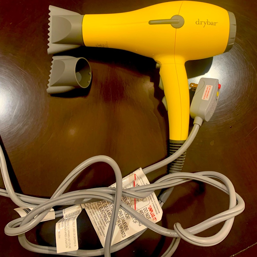 Buttercup Blow-Dryer